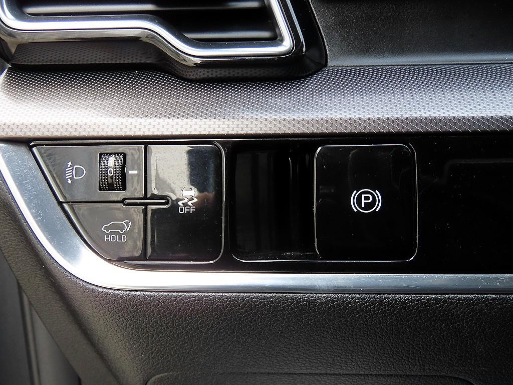 Kia Sportage — photo 12