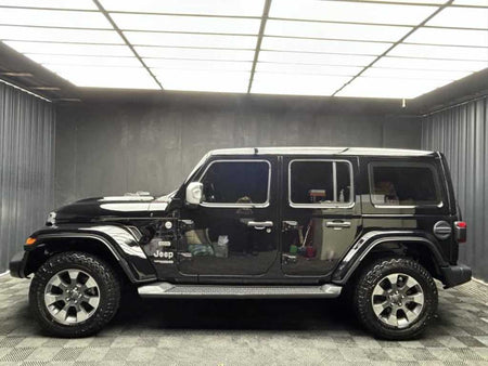 Jeep Wrangler — photo 03