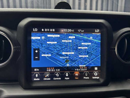 Jeep Wrangler — photo 10