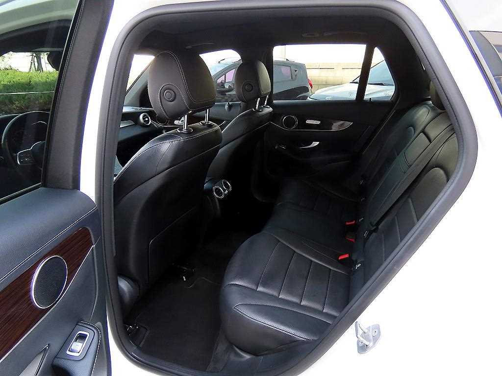 Mercedes-Benz GLC-Class — photo 06