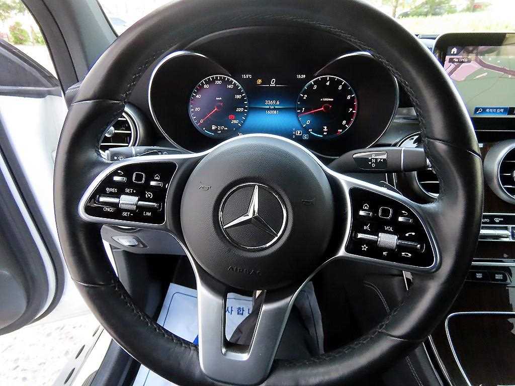 Mercedes-Benz GLC-Class — photo 08