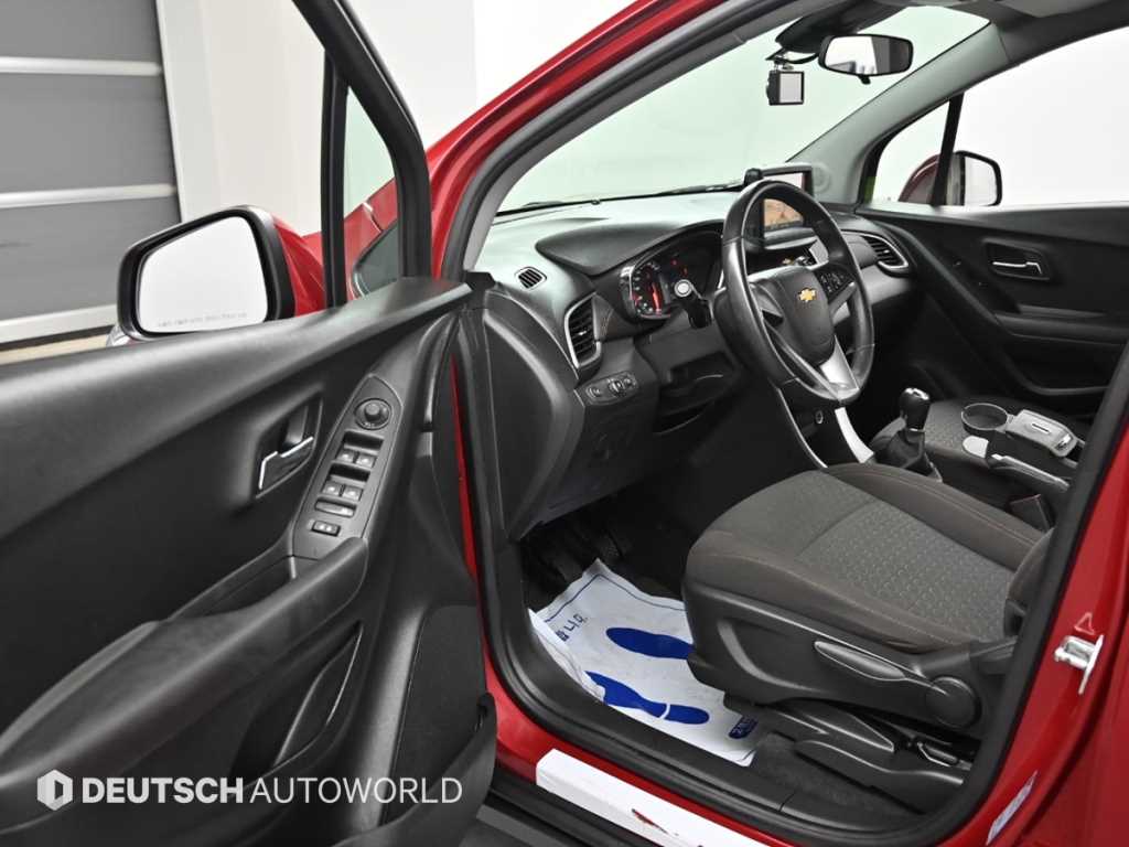 CHEVROLET Trax — photo 11