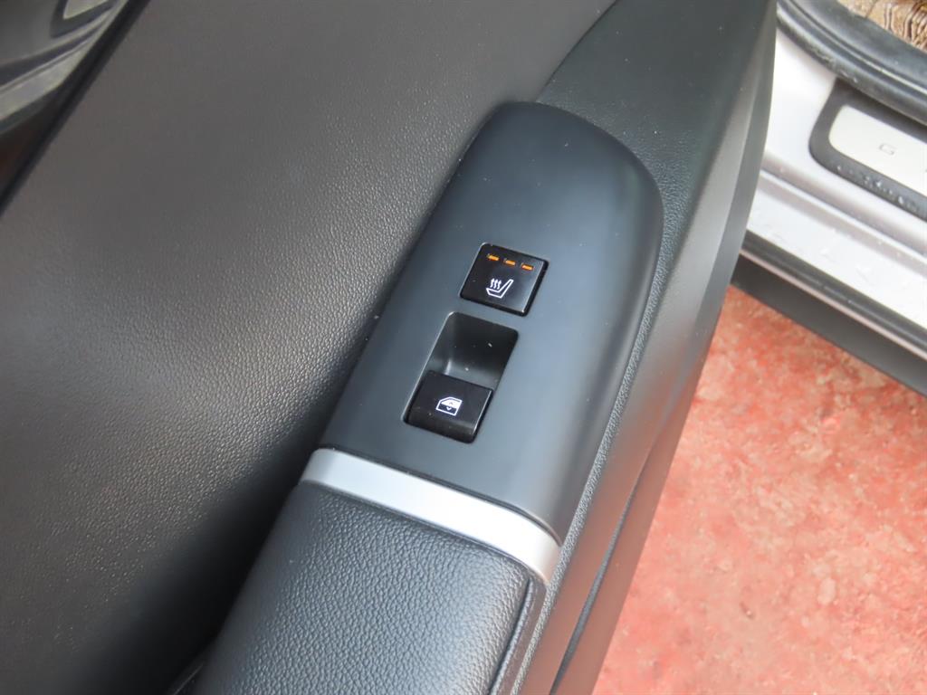 Hyundai Grandeur — photo 06