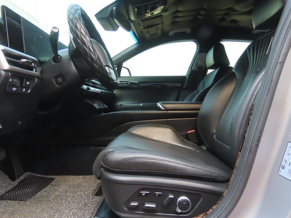 Hyundai Grandeur — photo 13