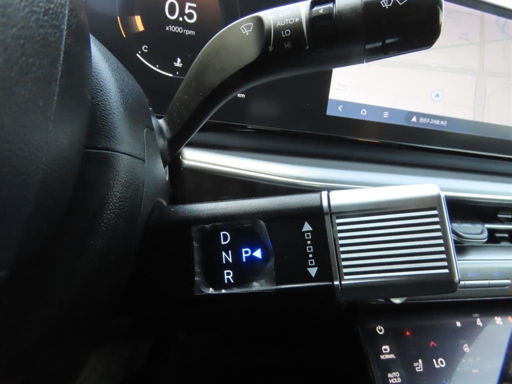 Hyundai Grandeur — photo 15