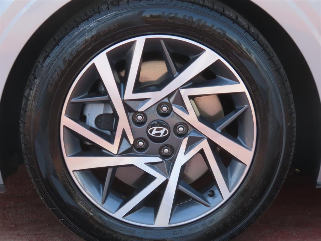 Hyundai Grandeur — photo 20