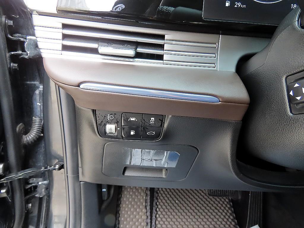 Hyundai Grandeur — photo 12