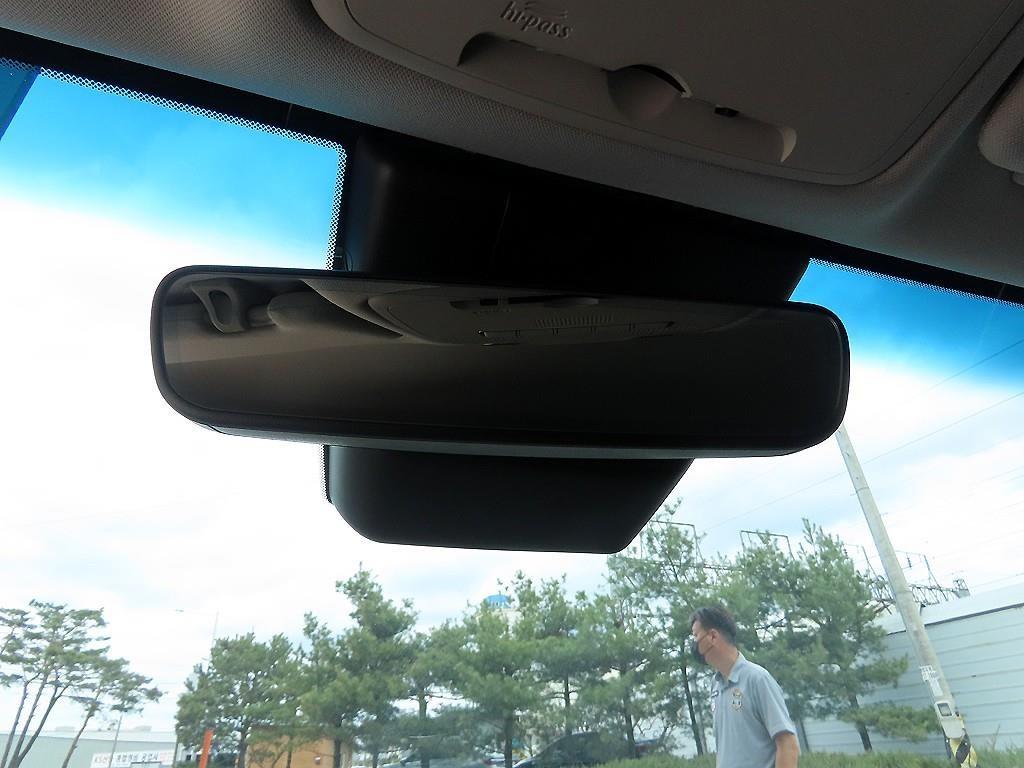 Hyundai Grandeur — photo 14