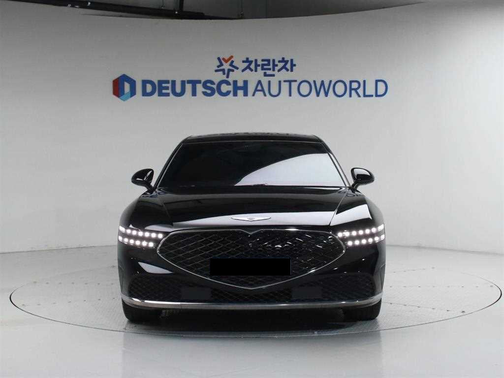 Genesis G90 — photo 03