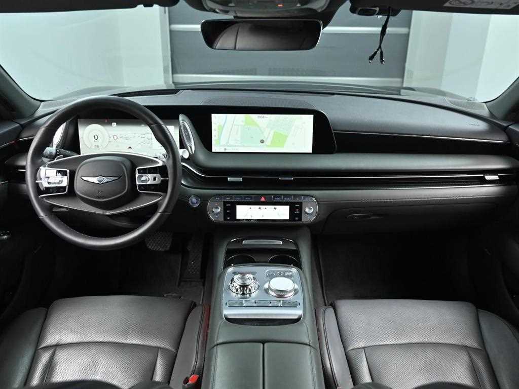 Genesis G90 — photo 08