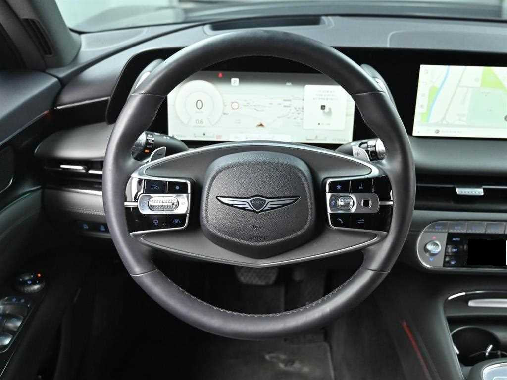 Genesis G90 — photo 13