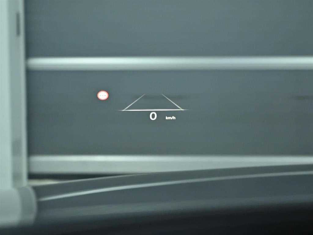 Genesis G90 — photo 17