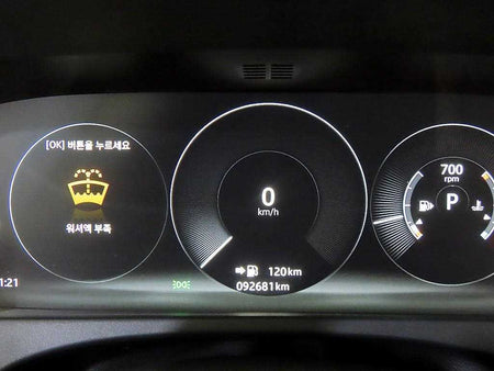 Jaguar XE — photo 08
