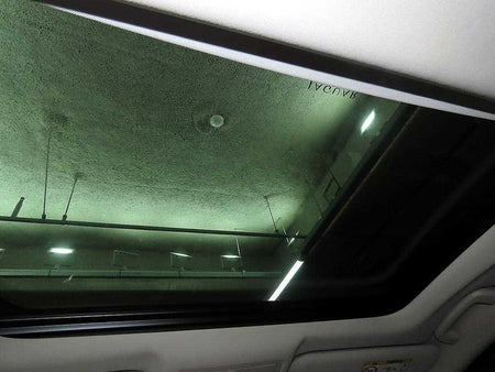 Jaguar XE — photo 18