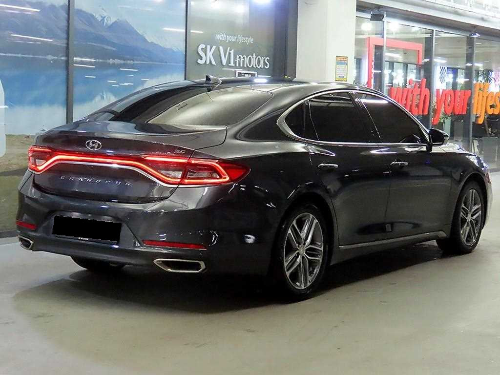 Hyundai Grandeur — photo 04