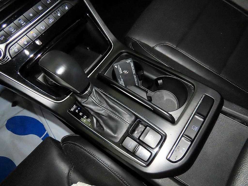 Hyundai Grandeur — photo 12