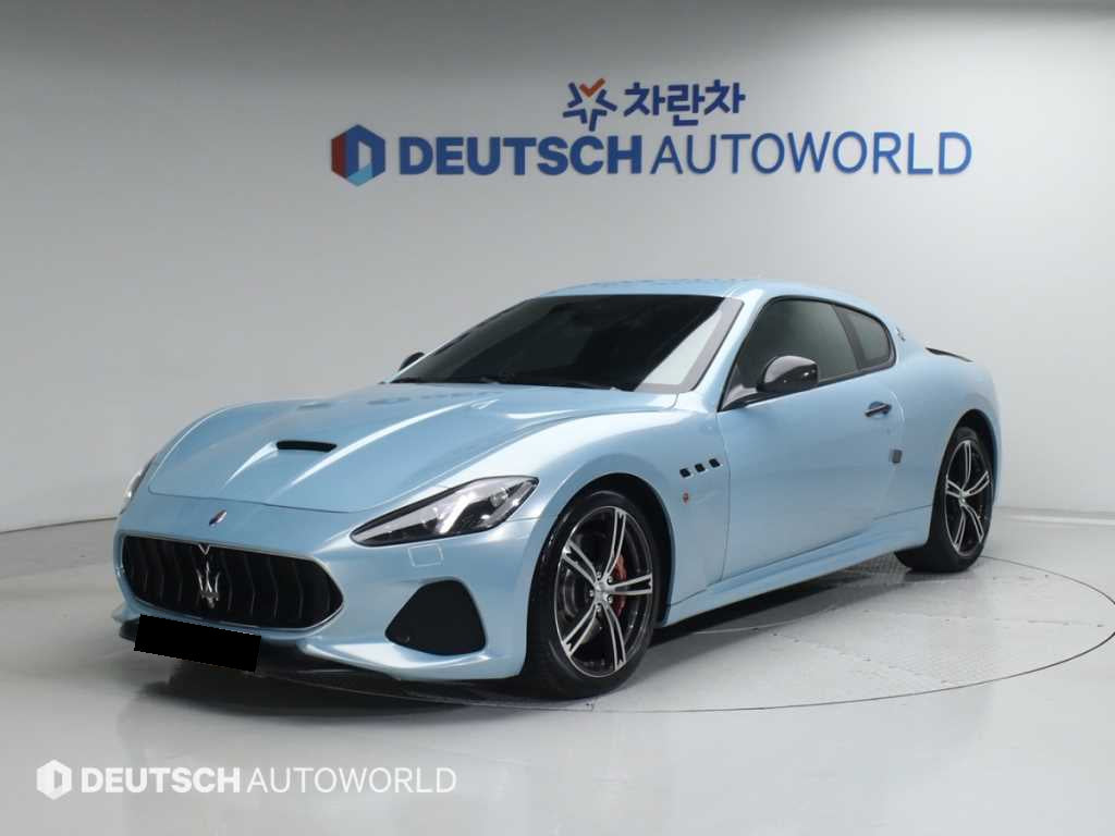Maserati GranTurismo — photo 01