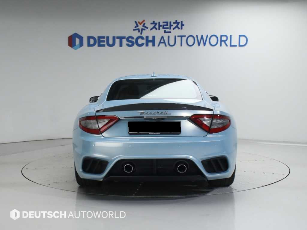 Maserati GranTurismo — photo 04