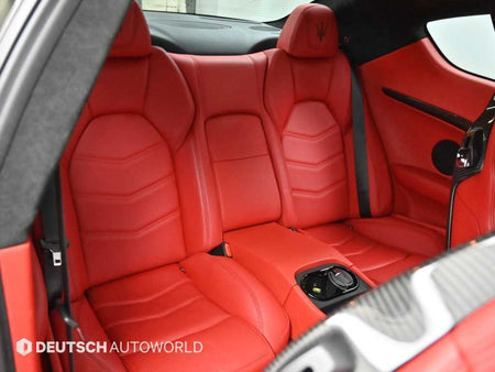 Maserati GranTurismo — photo 12