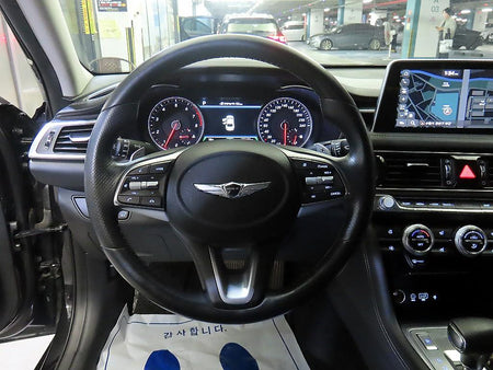 Genesis G70 — photo 08