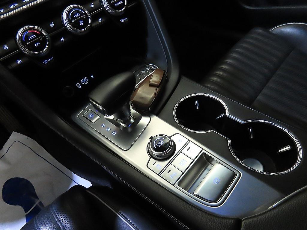 Genesis G70 — photo 12