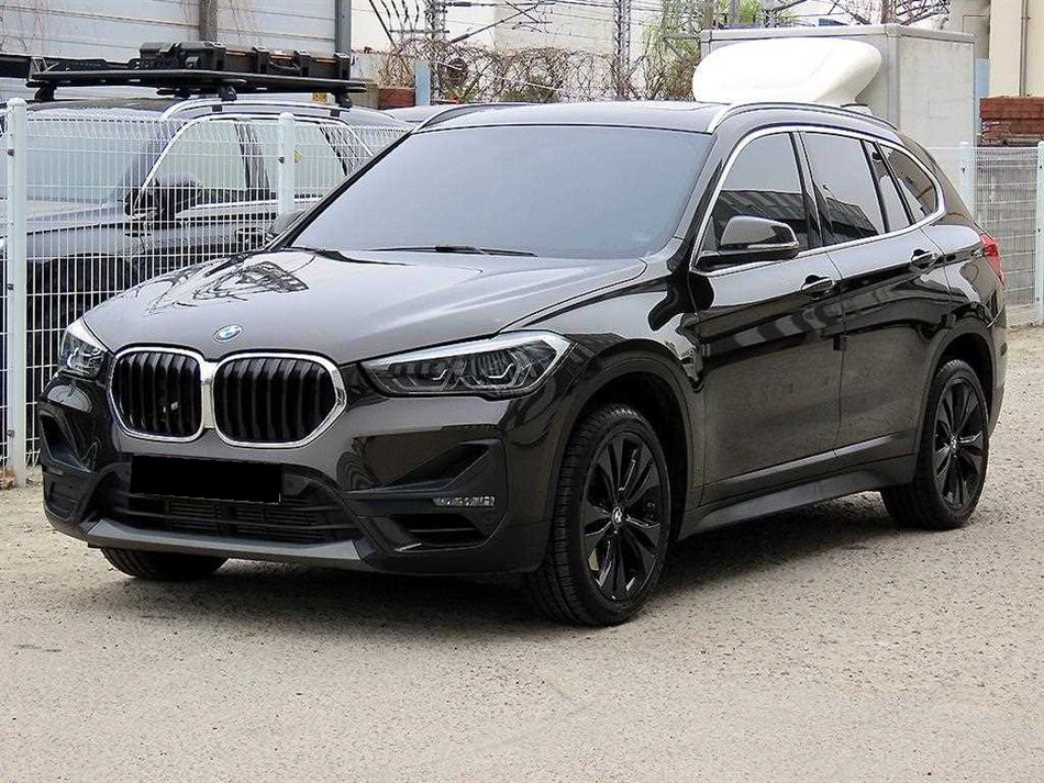 BMW X1 — photo 02