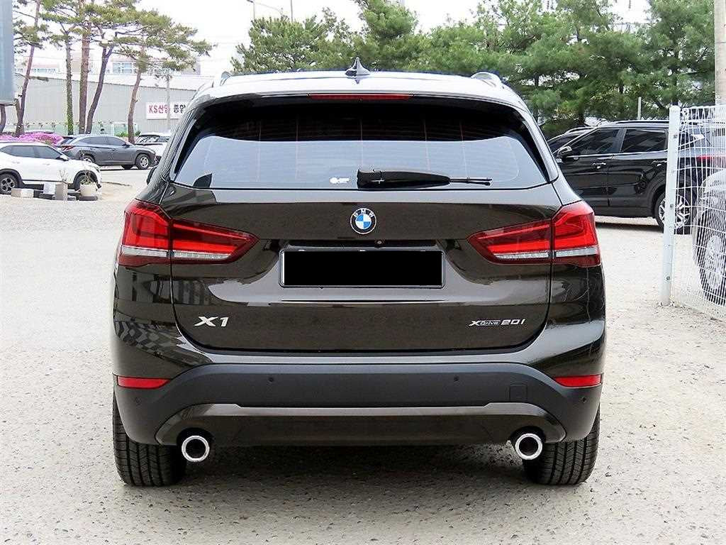 BMW X1 — photo 04