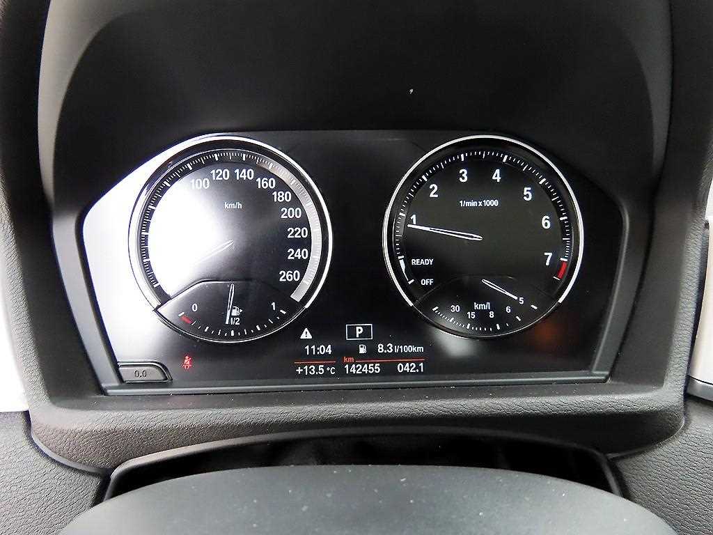BMW X1 — photo 09