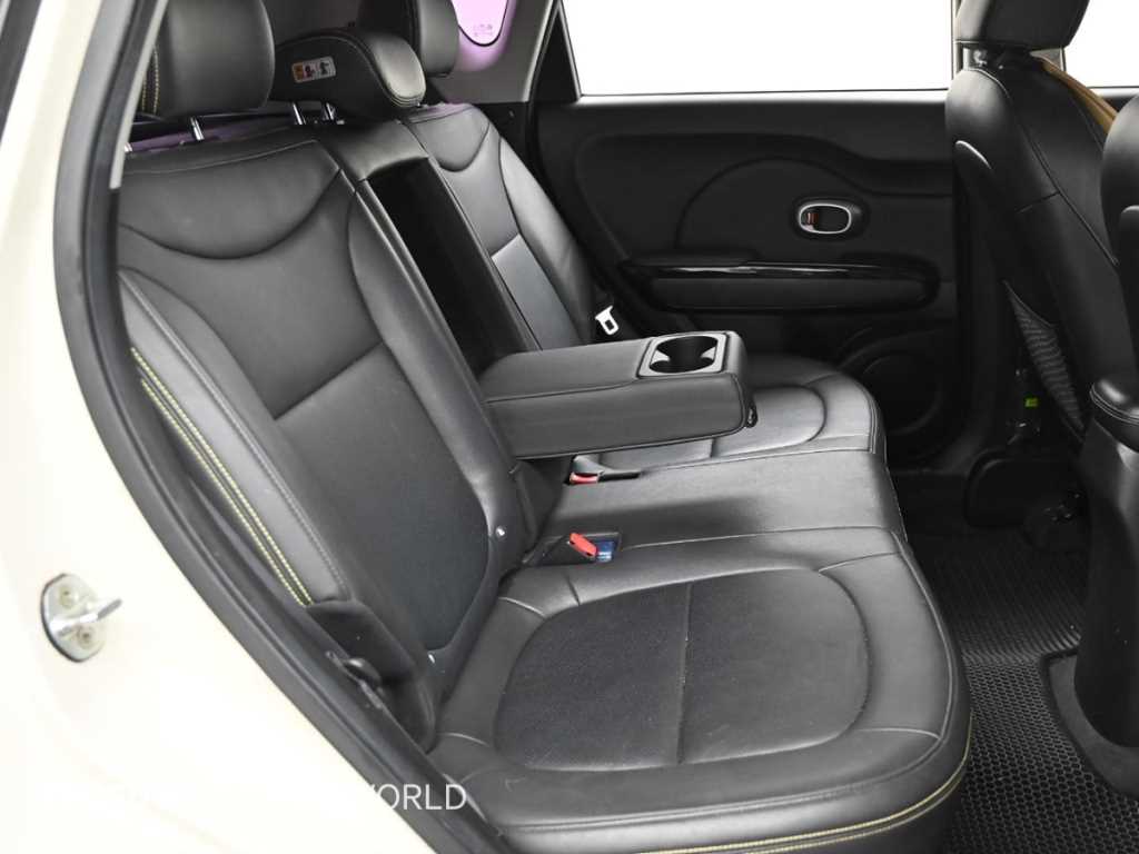 Kia Soul — photo 12