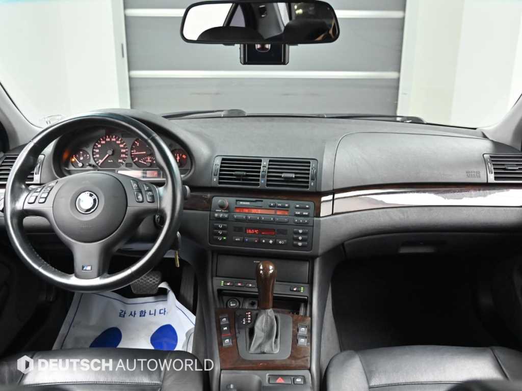 BMW 3-Series — photo 07