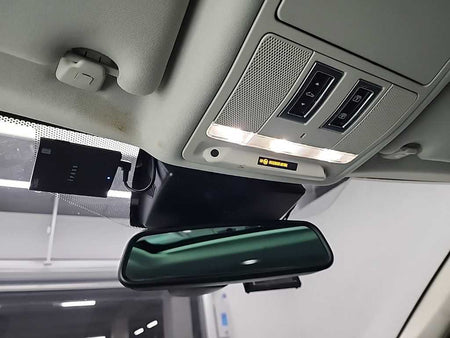 Jaguar XF — photo 18
