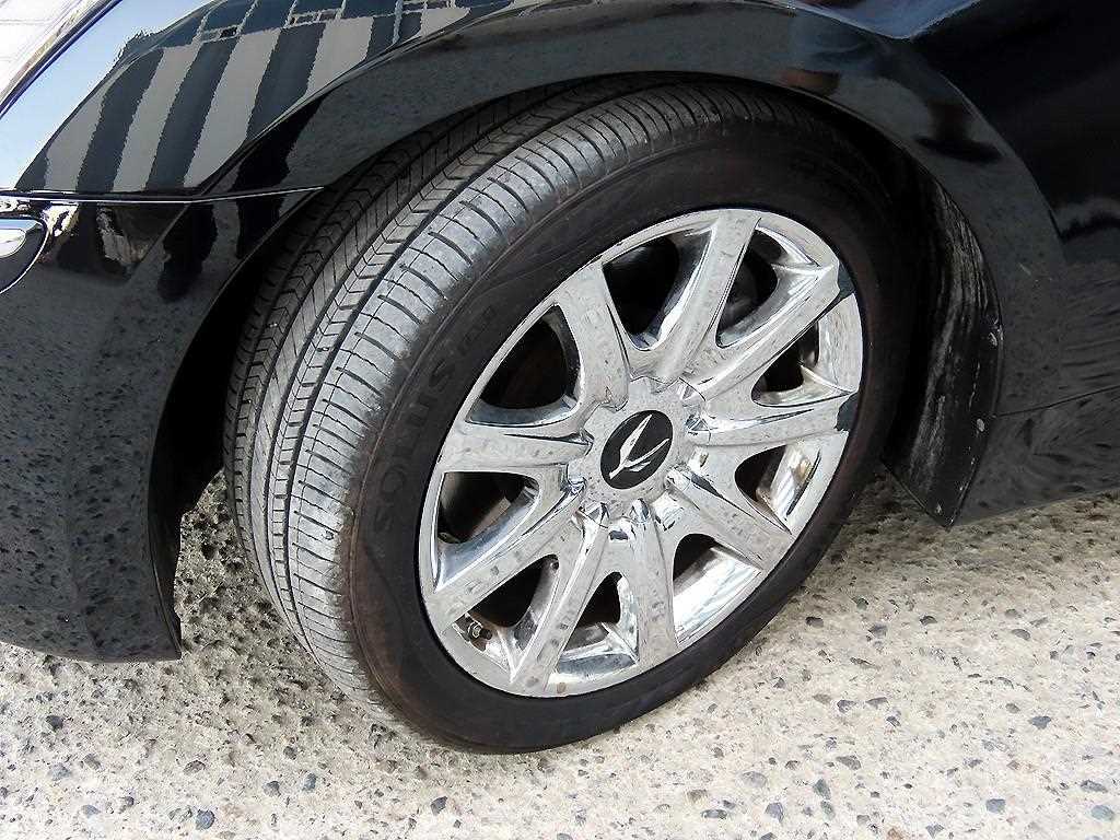 Hyundai Equus — photo 20
