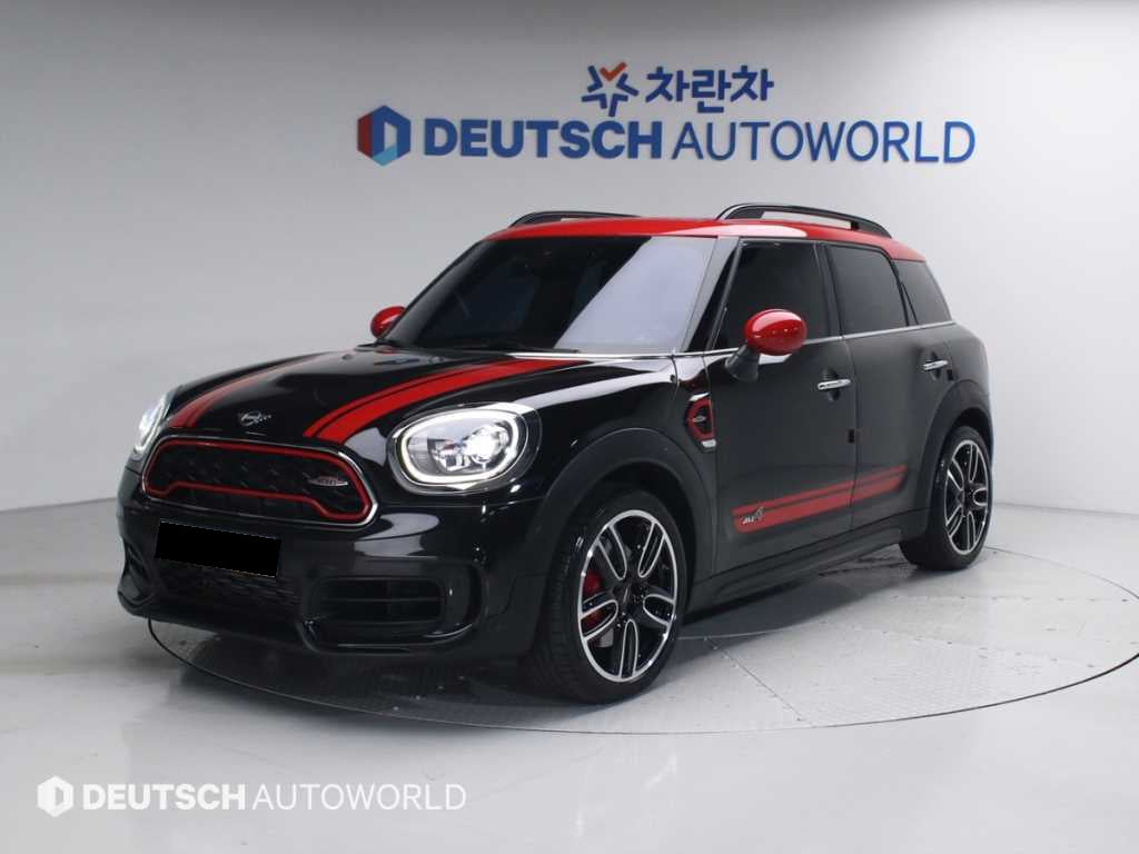 Mini Countryman — photo 02