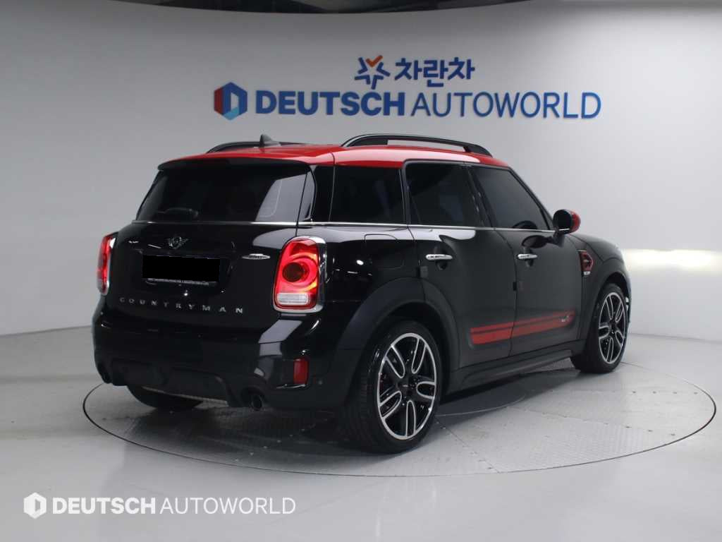 Mini Countryman — photo 04