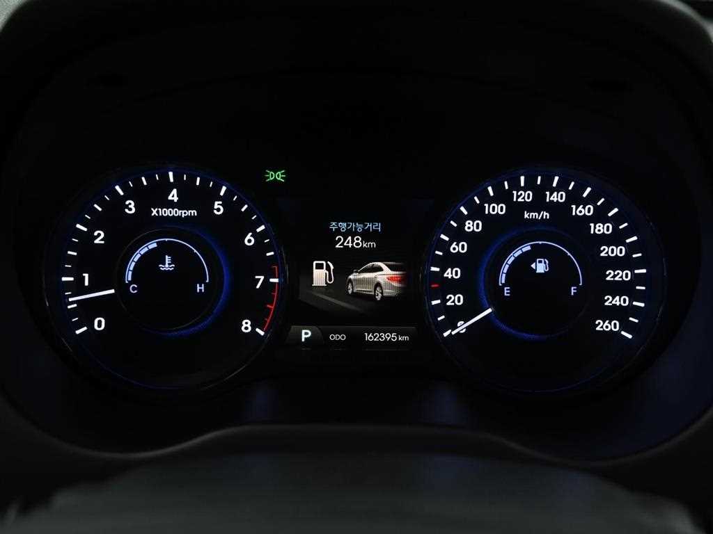 Hyundai Grandeur — photo 08