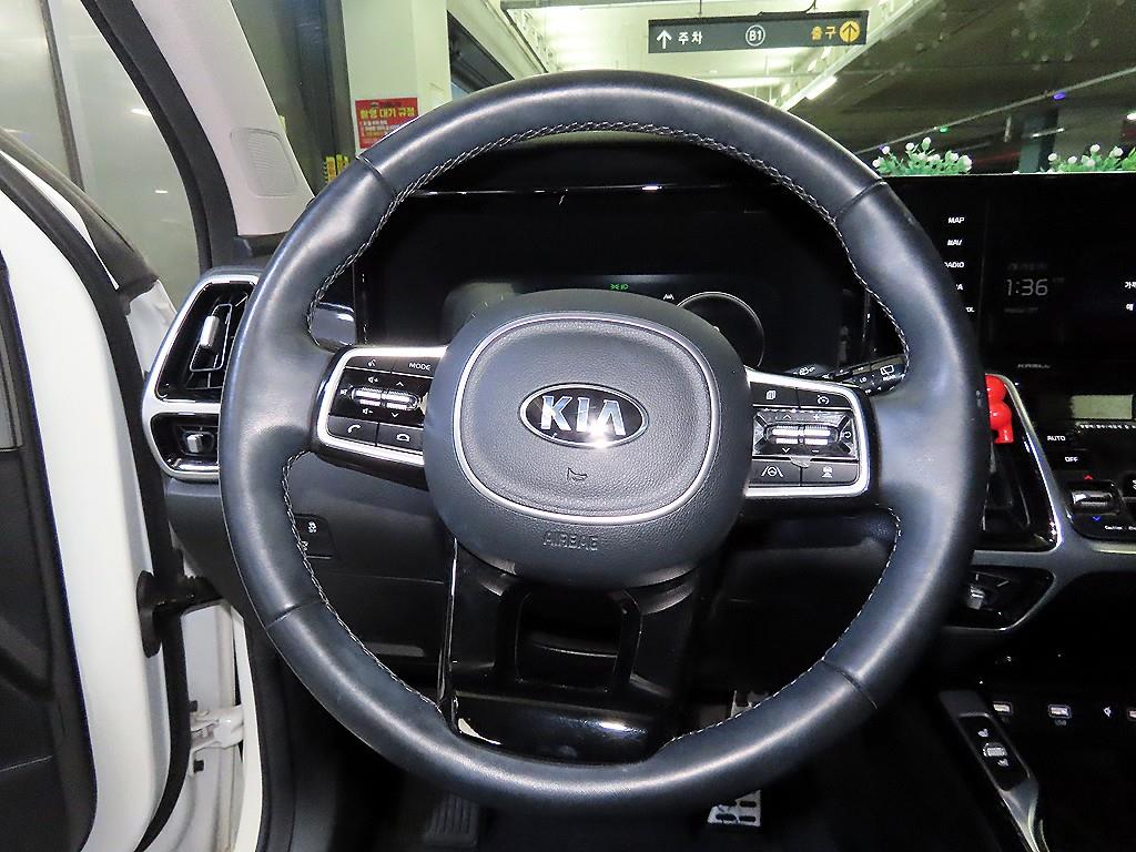 Kia Sorento — photo 08