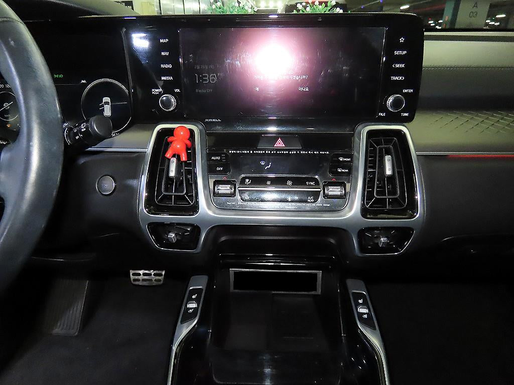 Kia Sorento — photo 11