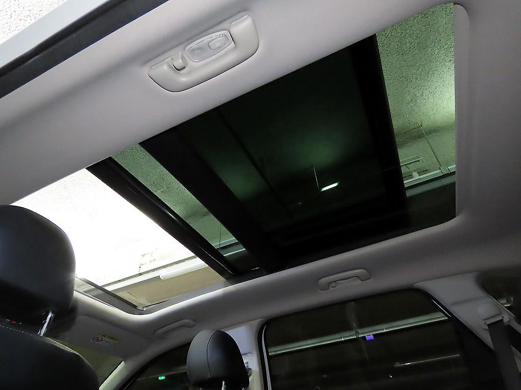Kia Sorento — photo 14