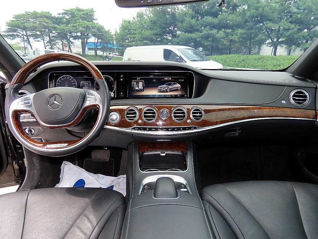 Mercedes-Benz S-Class — photo 07