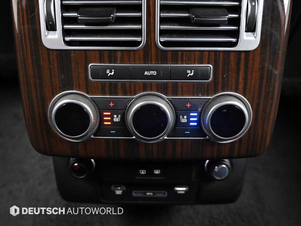 Land Rover Range Rover — photo 16