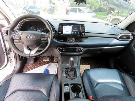 Hyundai i30 — photo 07