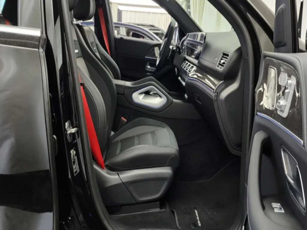 Mercedes-Benz GLE-Class — photo 11