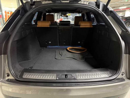 Land Rover Range Rover Velar — photo 17