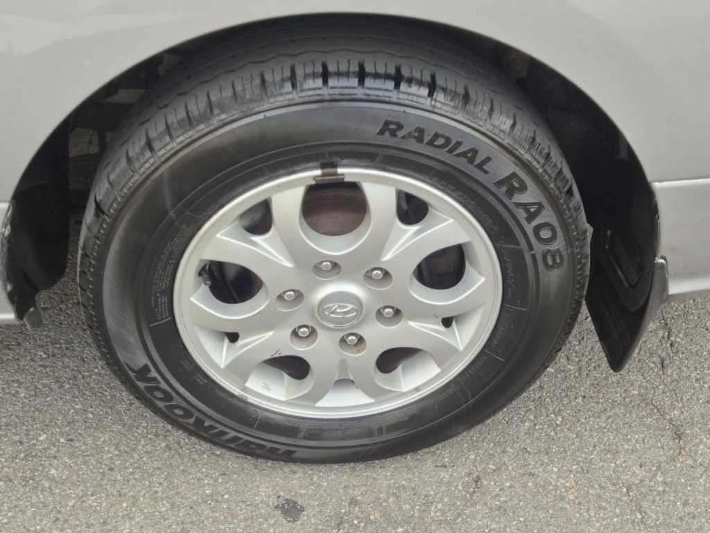 Hyundai Starex — photo 09