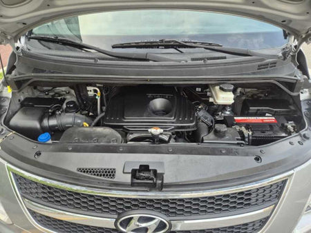 Hyundai Starex — photo 11