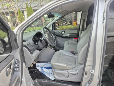 Hyundai Starex — photo 15