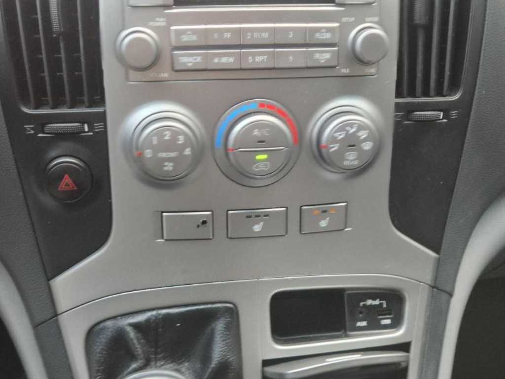 Hyundai Starex — photo 19