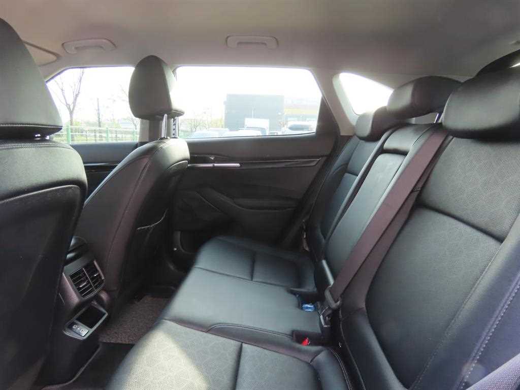 Kia Seltos — photo 07