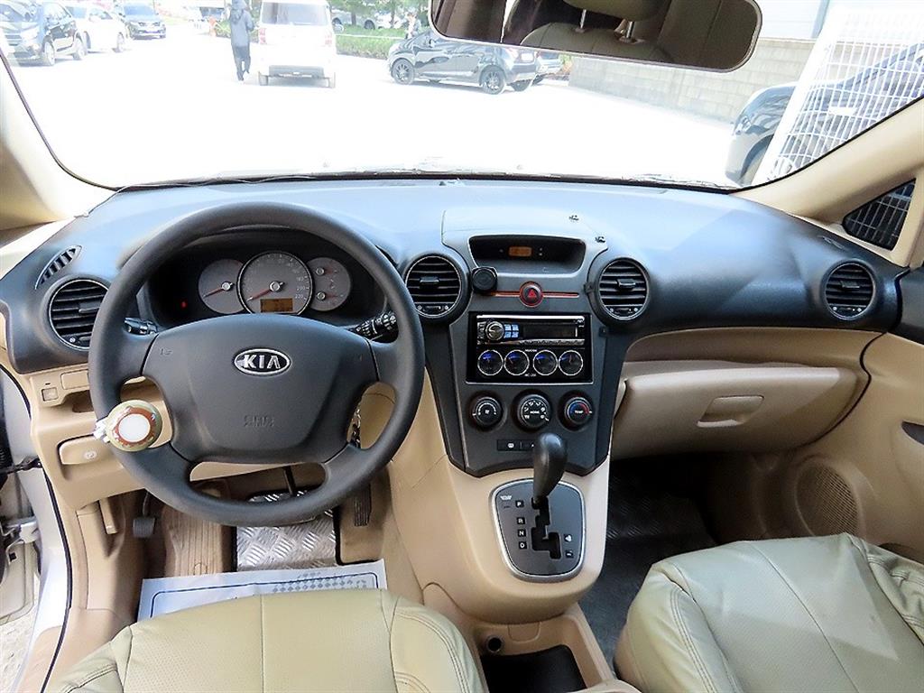 Kia Carens — photo 07