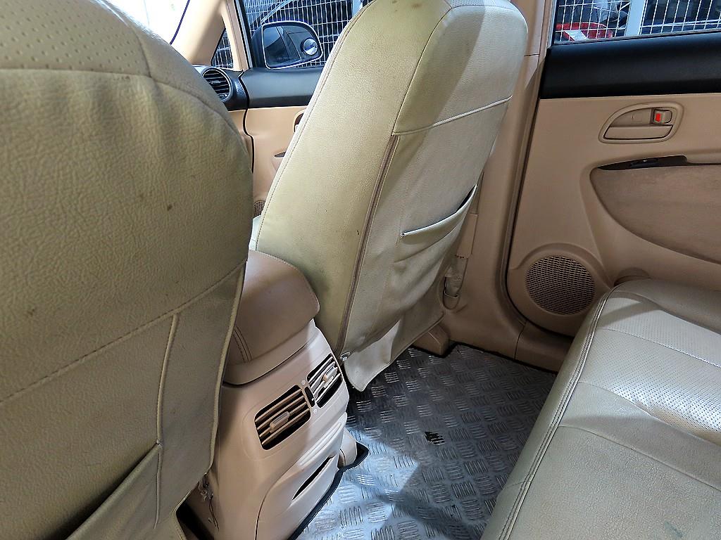 Kia Carens — photo 15